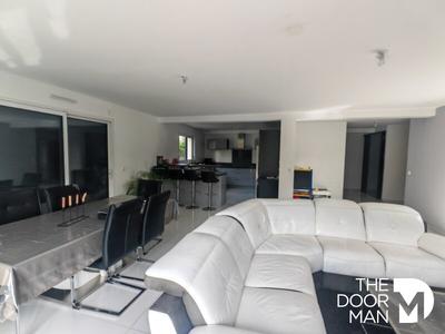 Maison - 170 m² - 7 pièces