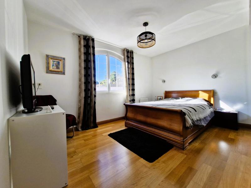 Villa - 146 m² - 5 pièces