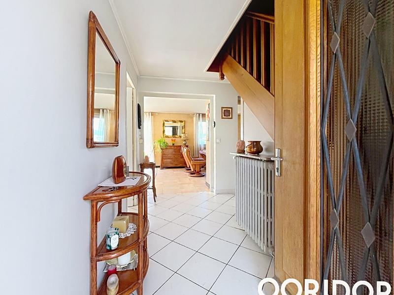 Villa - 198 m² - 7 pièces