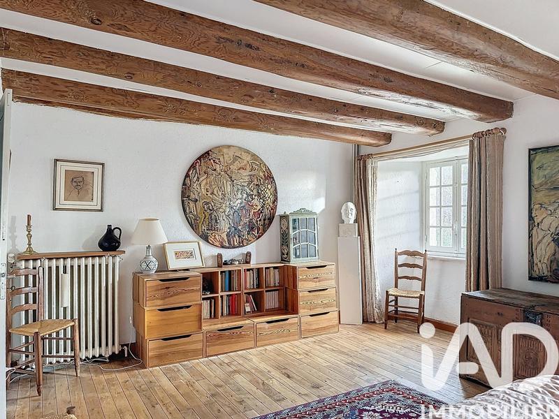 Maison - 270 m² - 11 pièces