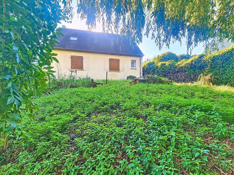 Maison - 93 m² - 5 pièces