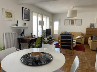 Appartement - 80 m² - 4 pièces