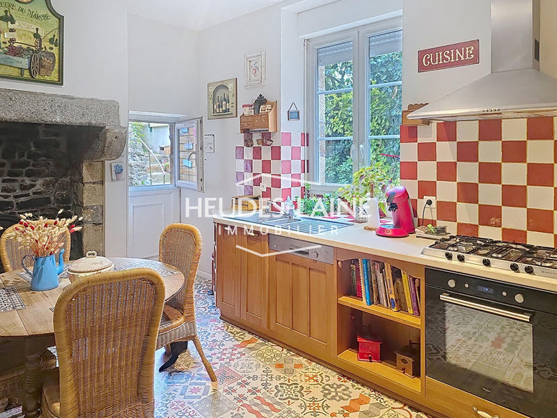 Maison - 166 m² - 7 pièces