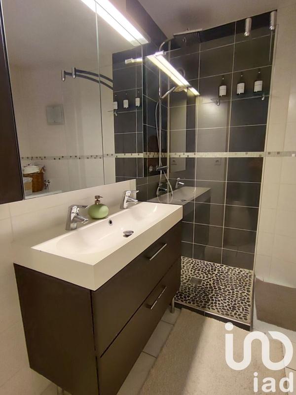 Appartement - 83 m² - 3 pièces