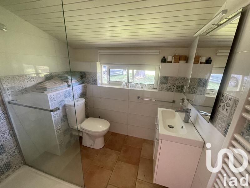 Maison - 230 m² - 6 pièces