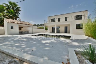 Maison - 165 m² - 4 pièces