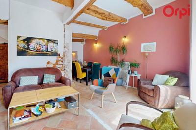 Maison - 245 m² - 6 pièces