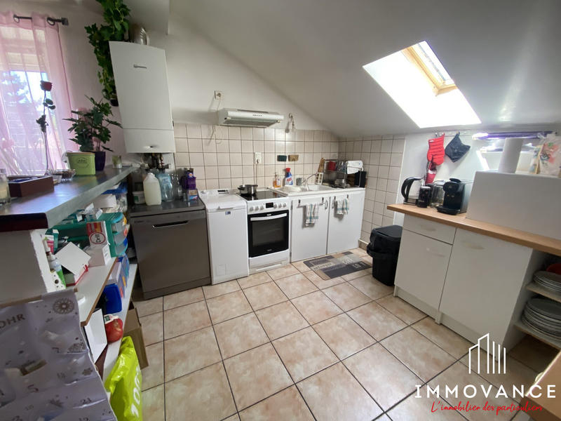 Maison - 211 m² - 11 pièces