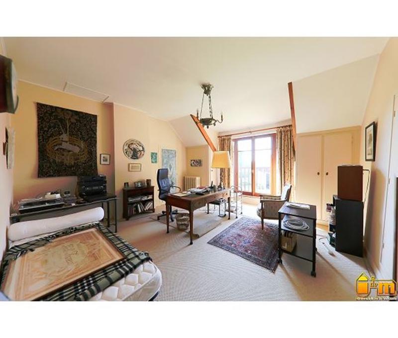 Propriété - 167 m² - 6 pièces