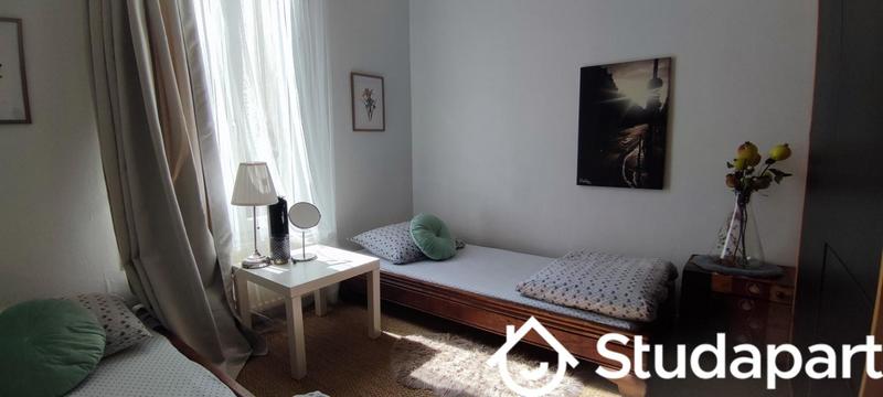 Chambre - 9 m² - 1 pièce