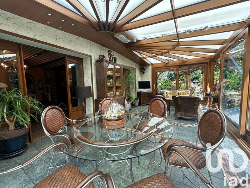 Maison - 130 m² - 8 pièces