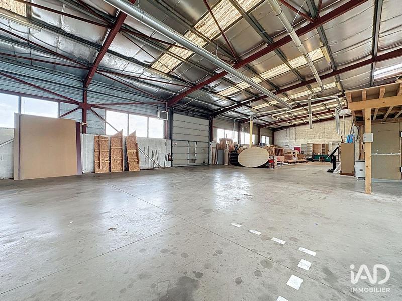 Local commercial - 1 995 m²