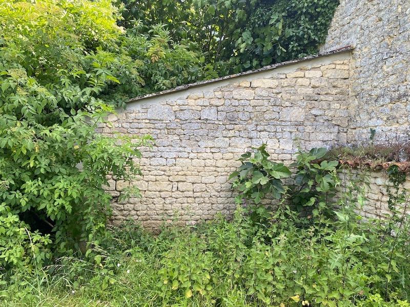 Terrain constructible - 1 040 m²