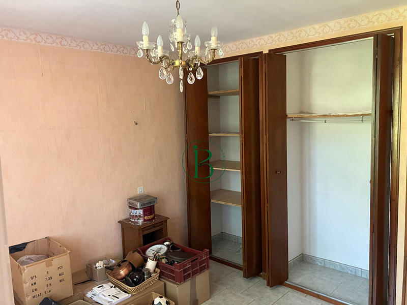 Villa - 242 m² - 6 pièces