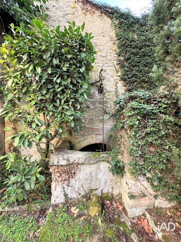 Maison - 690 m² - 17 pièces