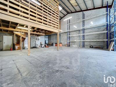 Local commercial - 367 m²