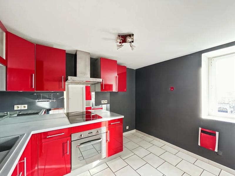 Appartement - 90 m² - 3 pièces