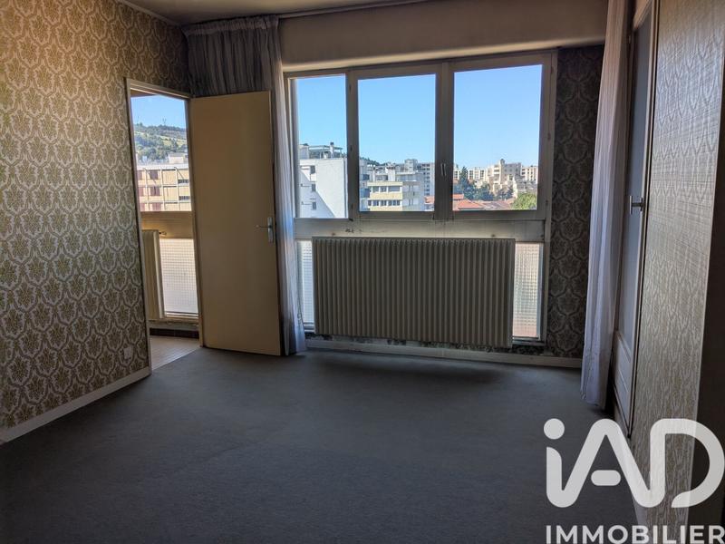 Appartement - 81 m² - 3 pièces