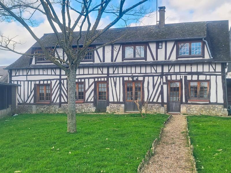 Maison - 99 m² - 4 pièces