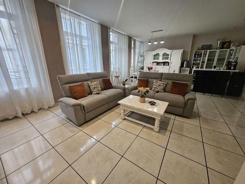 Appartement - 120 m² - 5 pièces