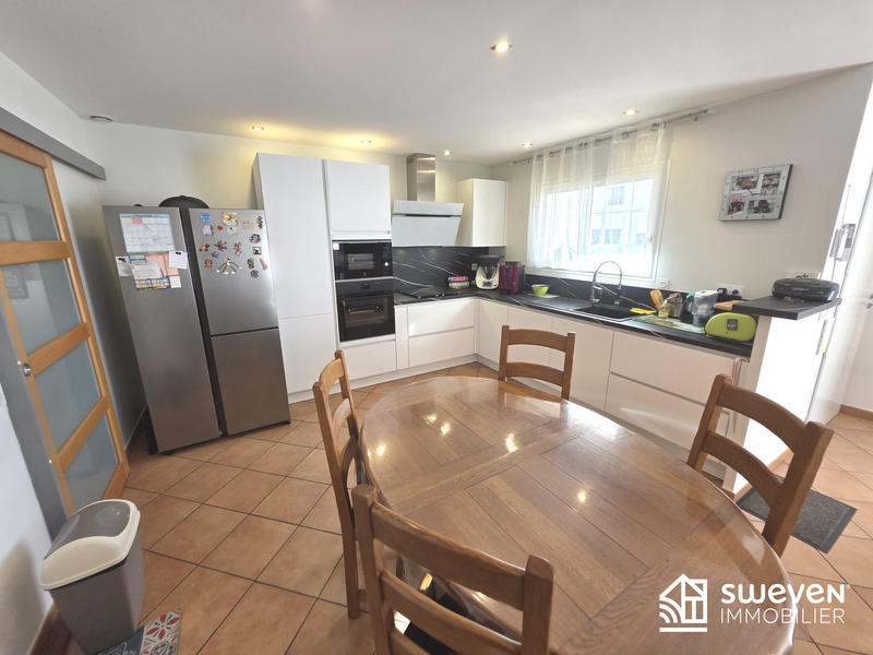 Maison - 107 m² - 4 pièces