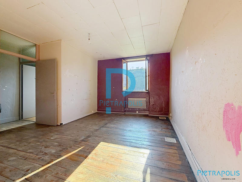 Maison - 90 m² - 3 pièces