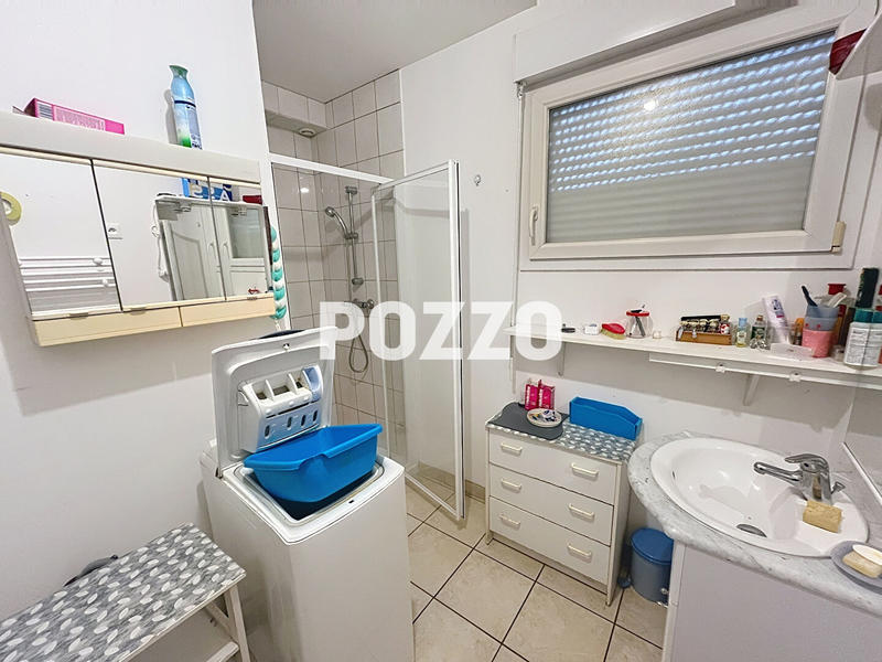 Maison - 90 m² - 5 pièces