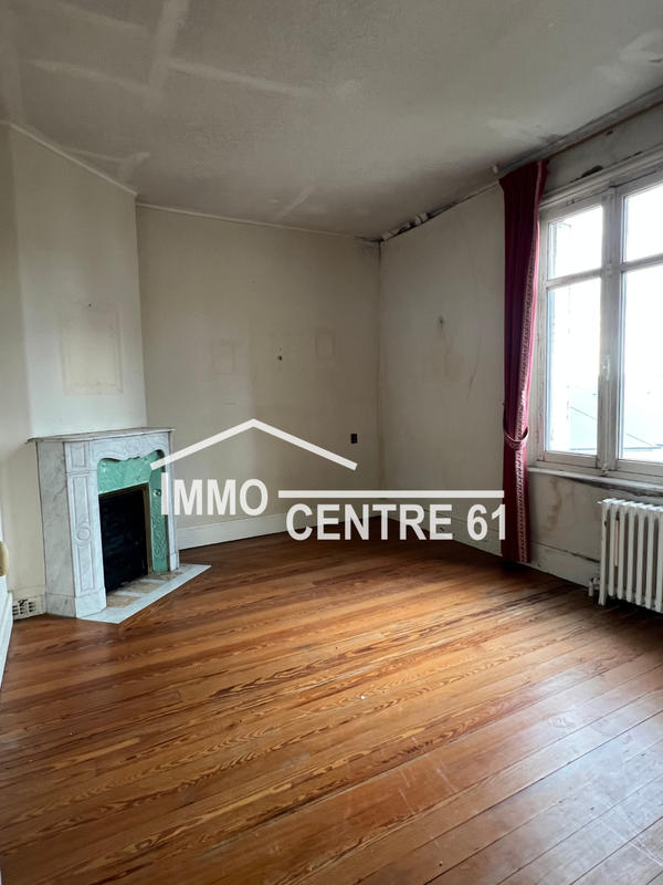 Maison - 200 m² - 9 pièces