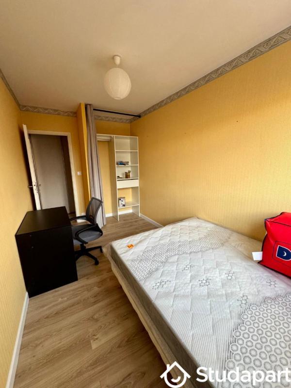 Chambre - 10 m² - 1 pièce