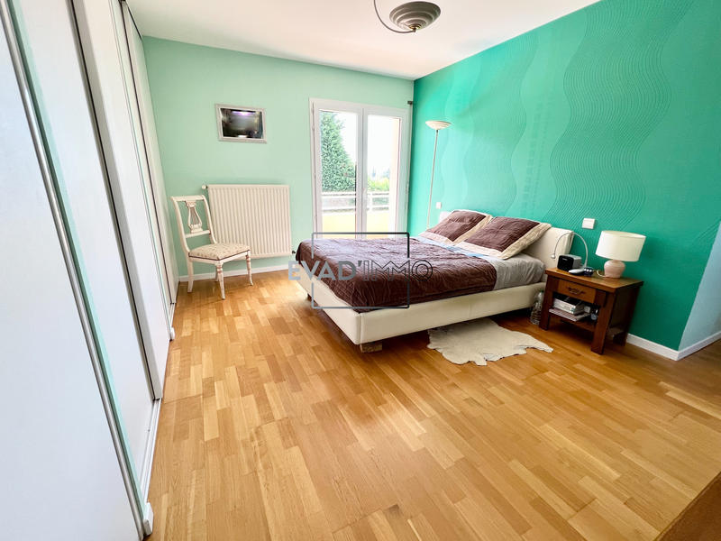 Villa - 180 m² - 7 pièces