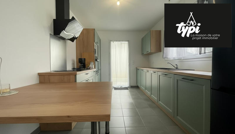 Maison - 80 m² - 5 pièces