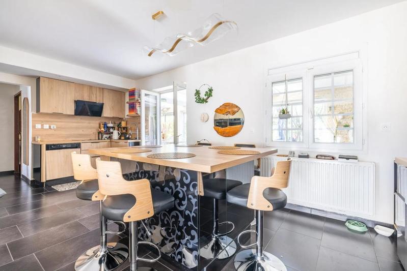 Maison - 117 m² - 7 pièces