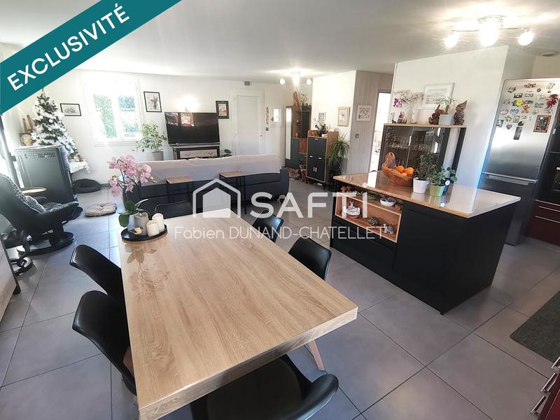 Maison - 110 m² - 6 pièces