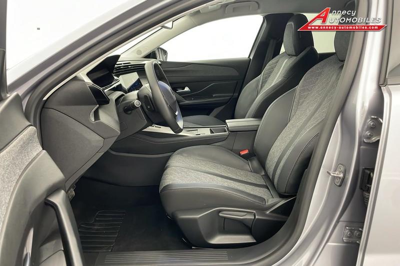 Peugeot 408 Hybrid 136 e-Dcs6 Allure