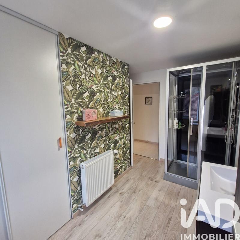 Maison - 234 m² - 8 pièces