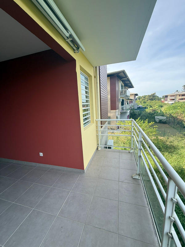 Appartement - 92 m² - 3 pièces