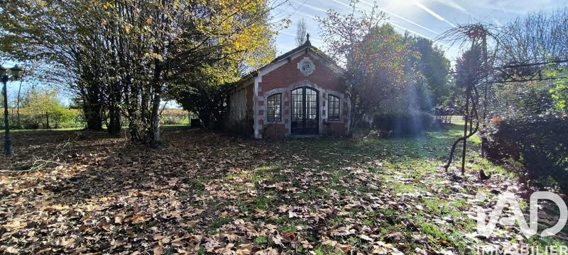 Maison - 1 022 m² - 15 pièces