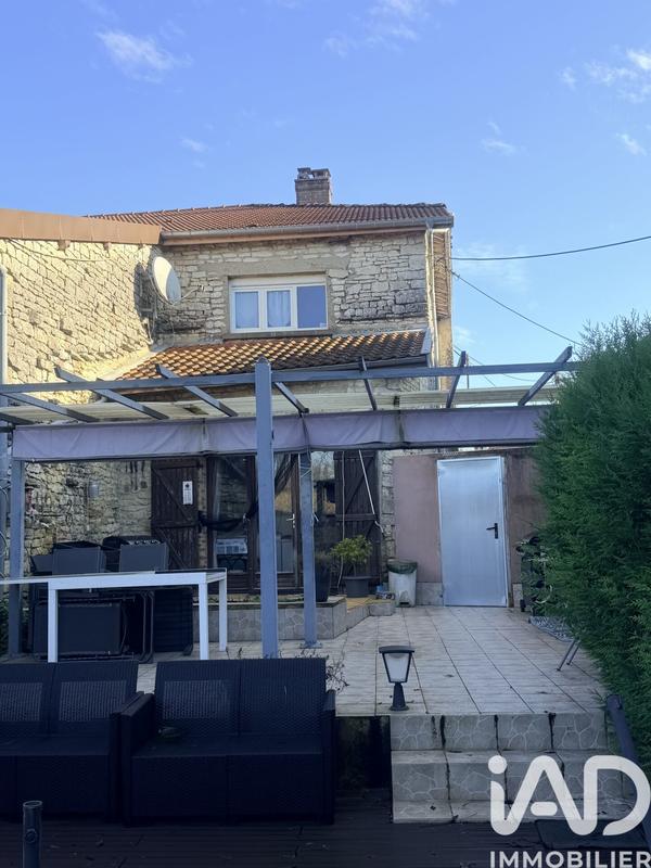 Maison - 136 m² - 5 pièces