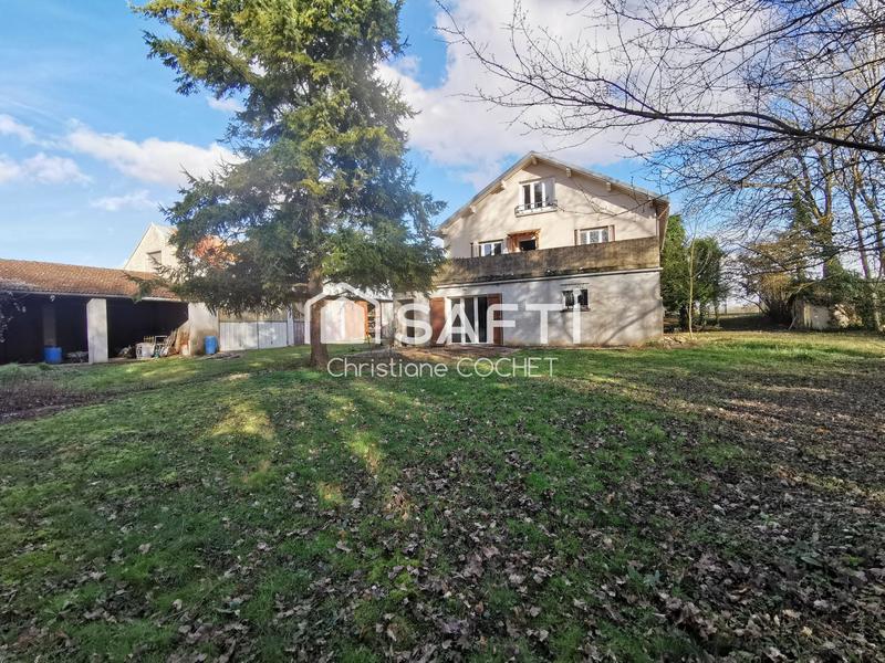 Maison - 284 m² - 12 pièces