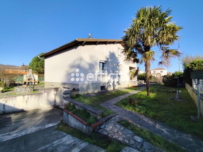 Maison - 121 m² - 5 pièces