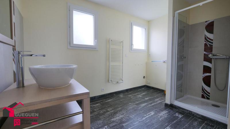 Maison - 92 m² - 4 pièces