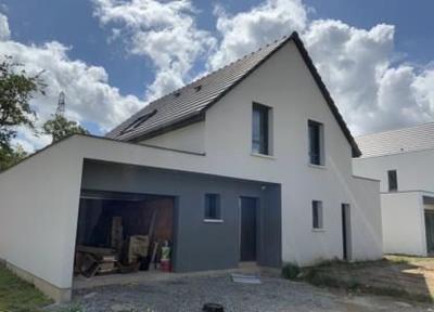Maison - 91 m² - 4 pièces