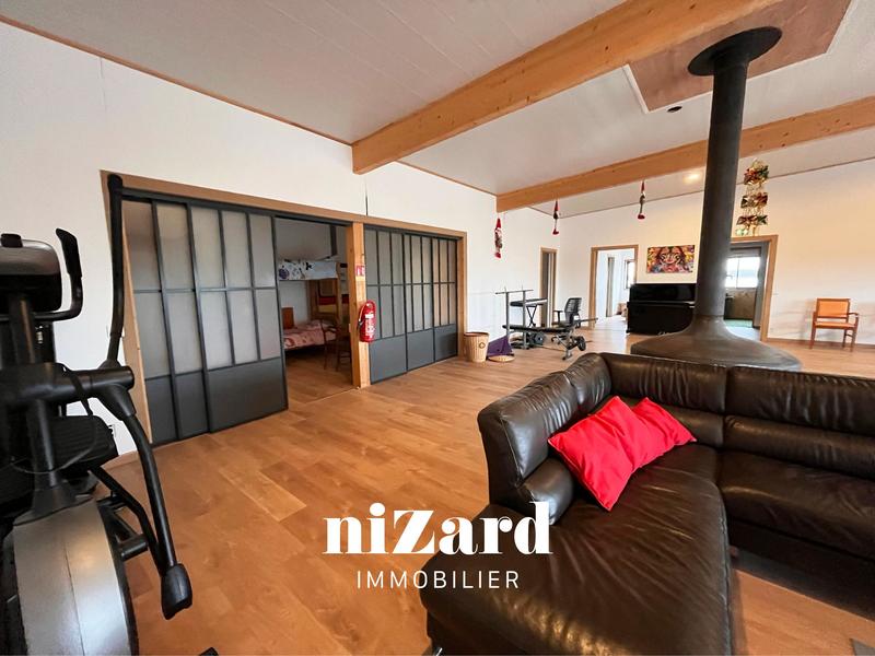 Local commercial - 820 m²