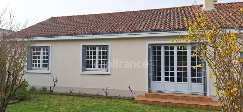 Maison - 80 m² - 4 pièces