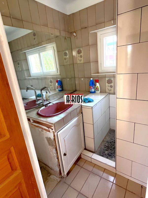 Local d'activité / Entrepôt - 169 m²