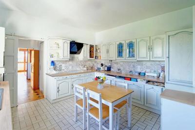 Maison - 151 m² - 6 pièces