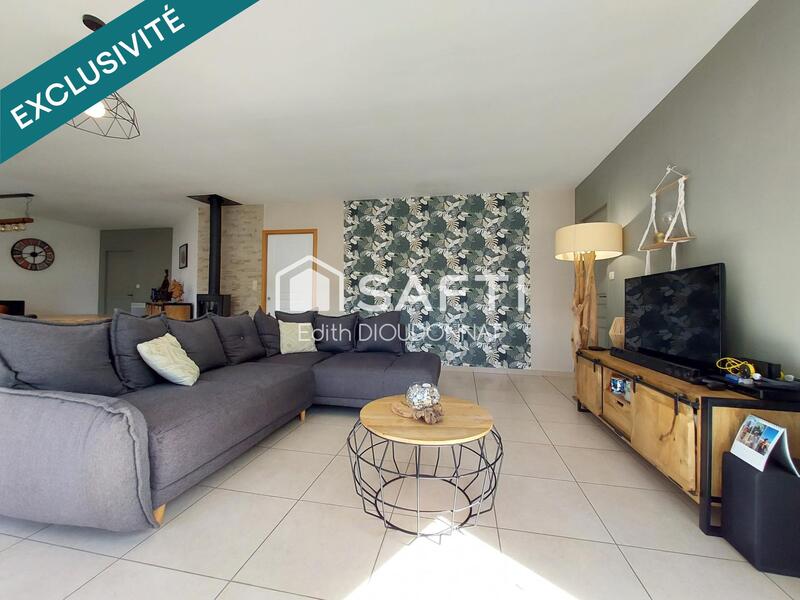 Maison - 106 m² - 5 pièces