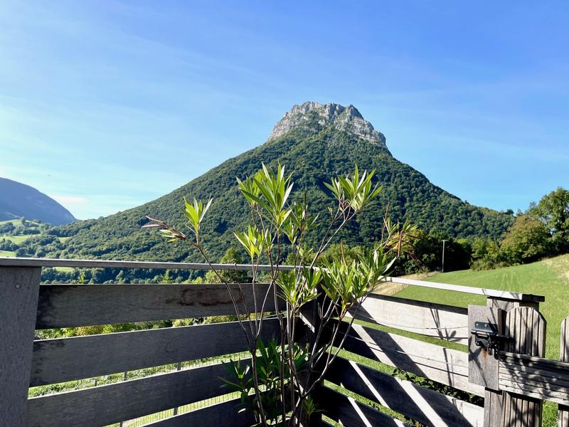 Maison - 104 m² - 4 pièces