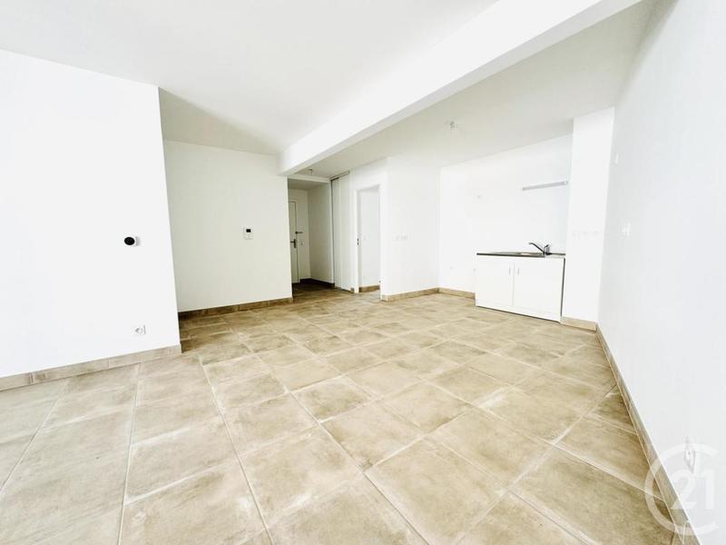 Appartement - 96 m² - 4 pièces