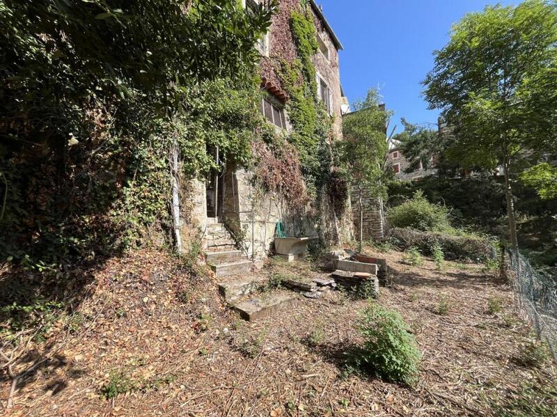 Maison - 178 m² - 7 pièces